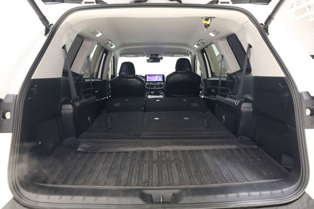 Used 2024 Toyota Grand Highlander Limited image 36