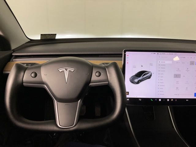 Used 2019 Tesla Model 3 Long Range image 17