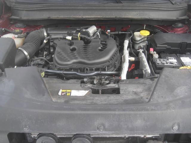 Used 2015 Jeep Cherokee Latitude w/ Cold Weather Group image 37