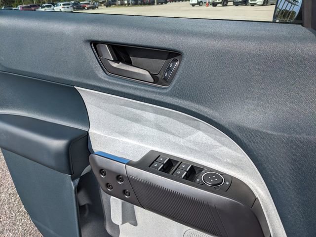 New 2025 Ford Maverick XLT w/ Equipment Group 301A image 20