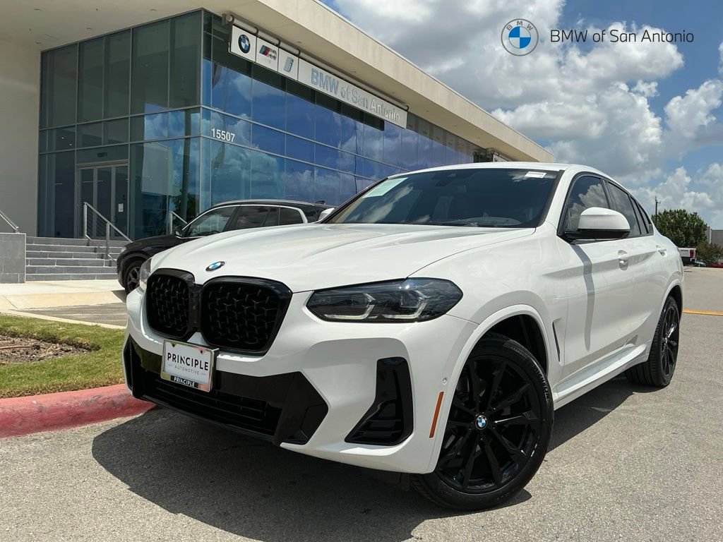Used 2025 BMW X4 xDrive30i w/ Premium Package AWD/4WD image 1