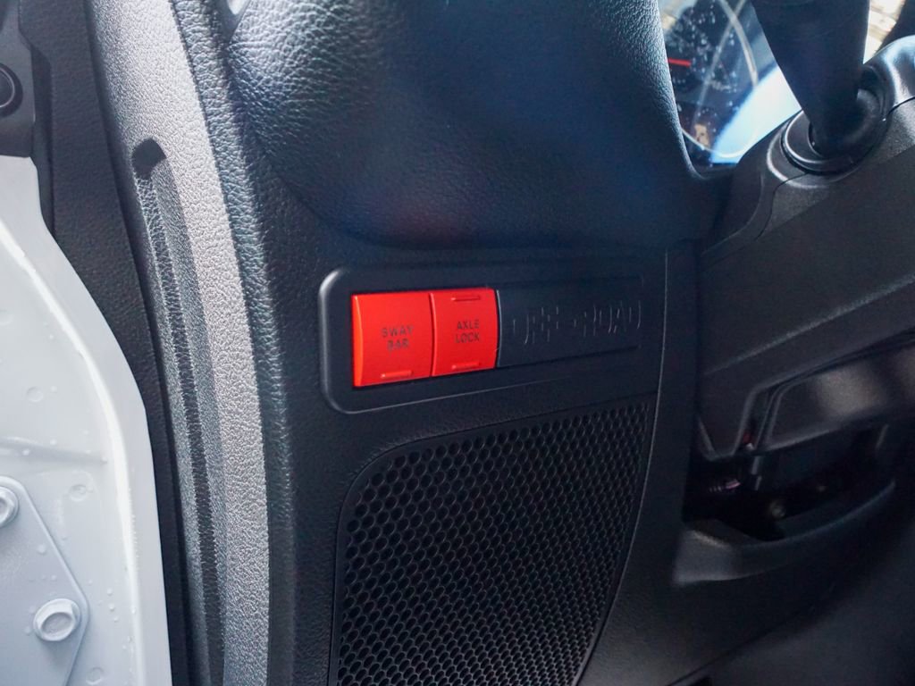 Used 2016 Jeep Wrangler Unlimited Rubicon image 16