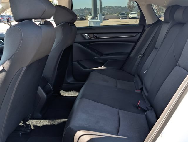 Used 2018 Honda Accord LX image 11