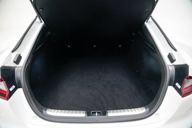 Used 2020 Kia Stinger GT1 RWD image 12
