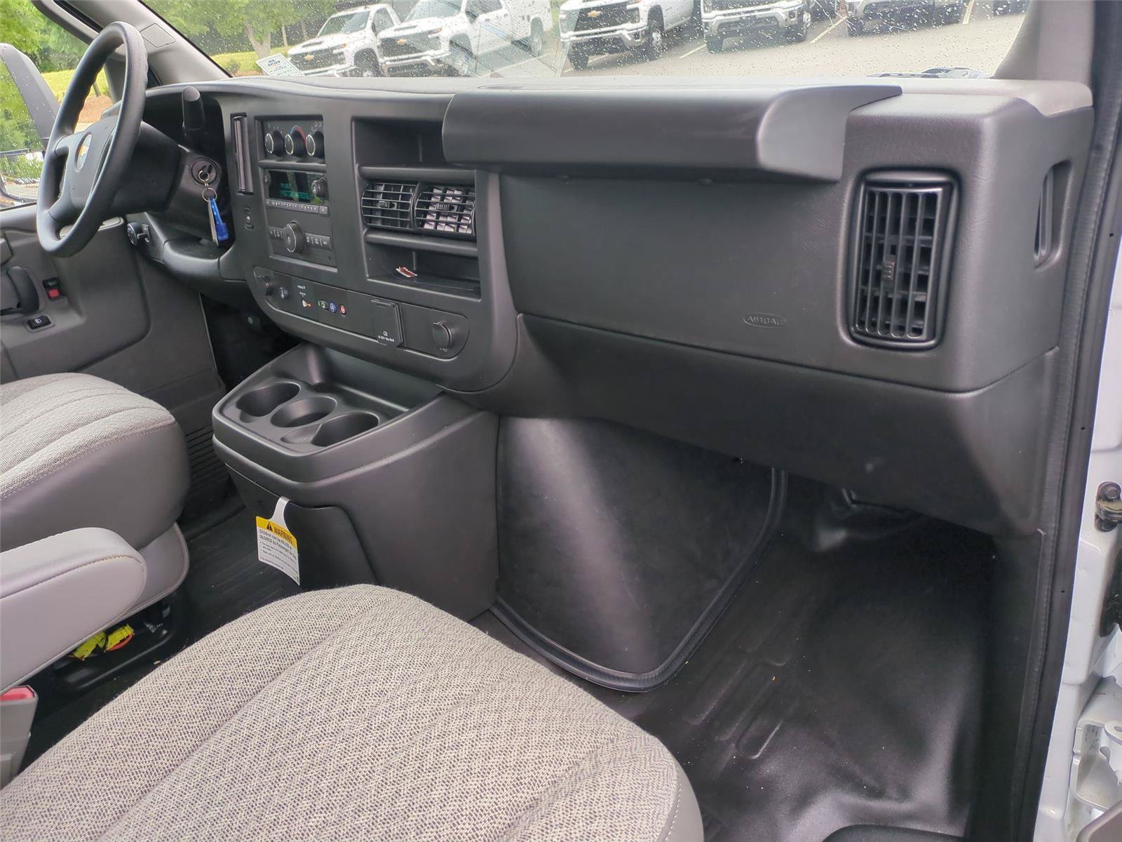 New 2025 Chevrolet Express 3500 w/ Power Convenience Package RWD image 27