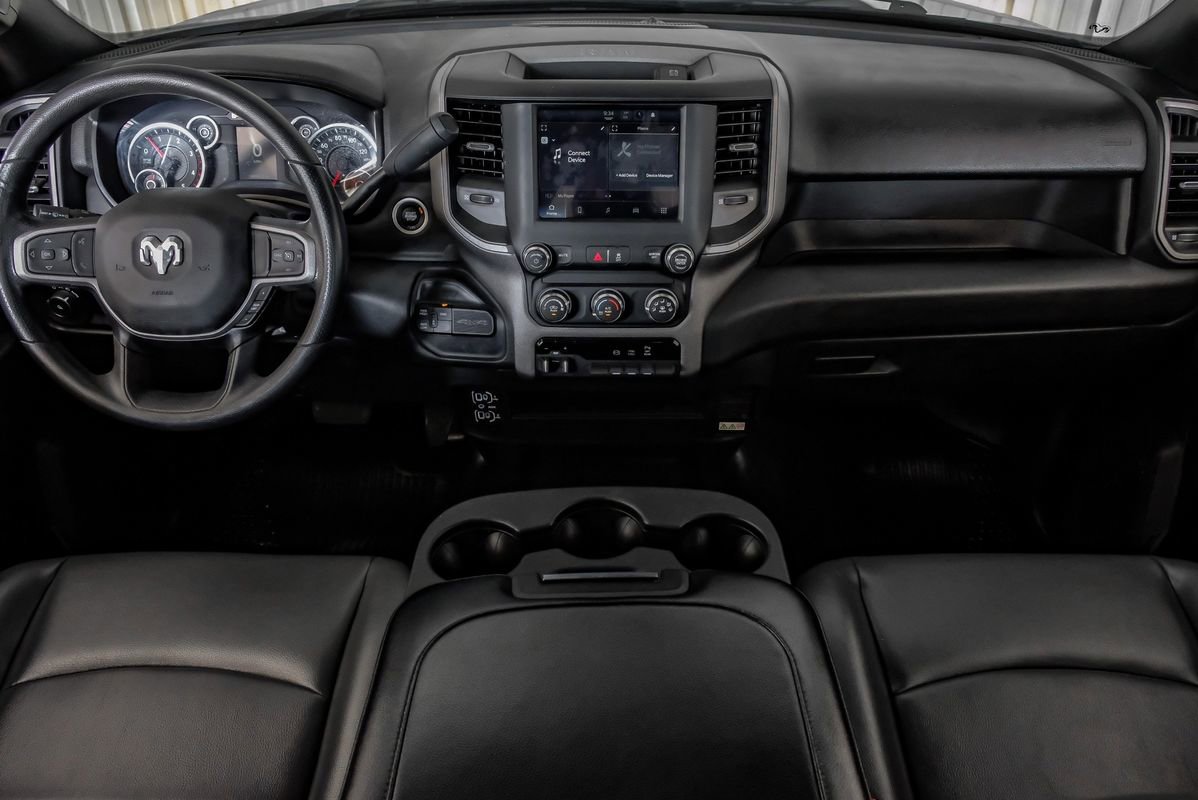 Used 2024 RAM 3500 Tradesman w/ Chrome Appearance Group image 14