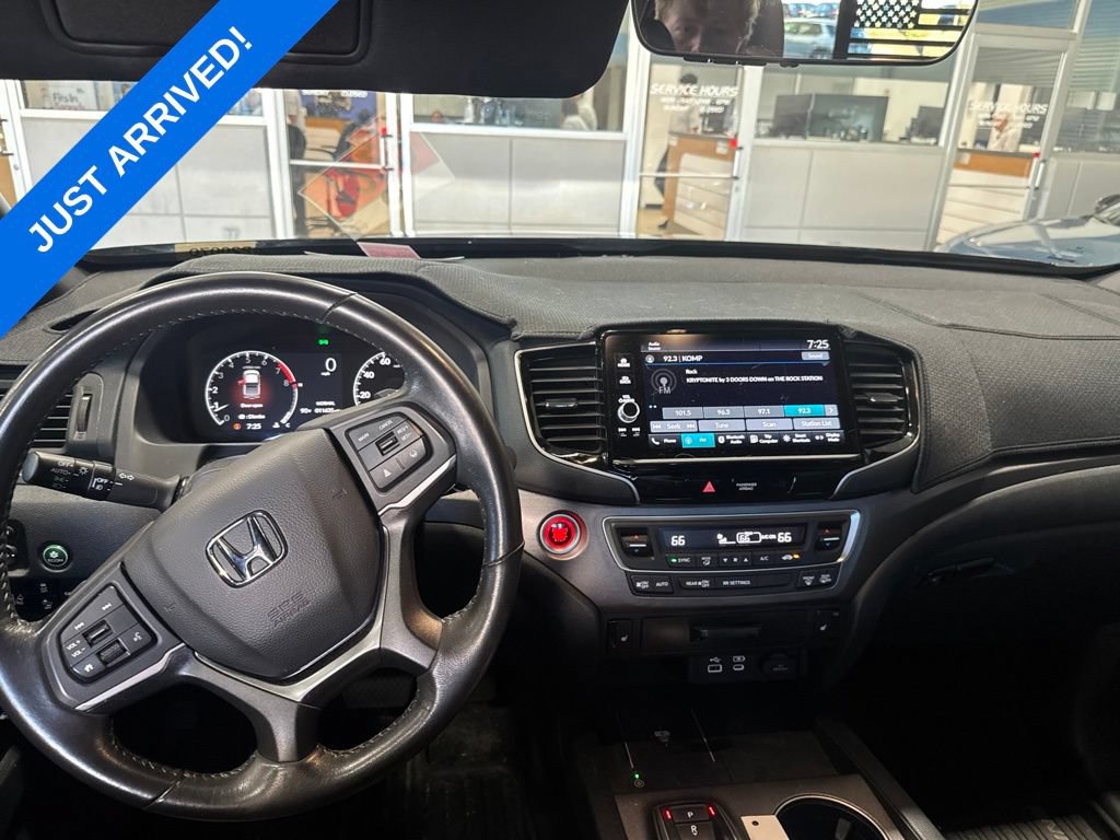 Used 2025 Honda Ridgeline RTL+ image 6