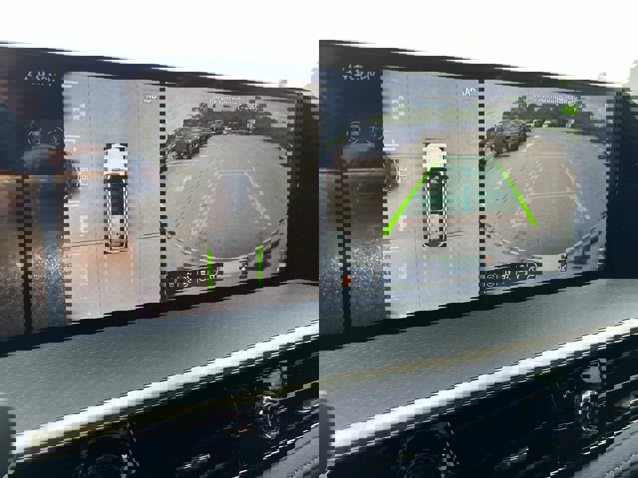 New 2026 INFINITI QX80 4WD image 16