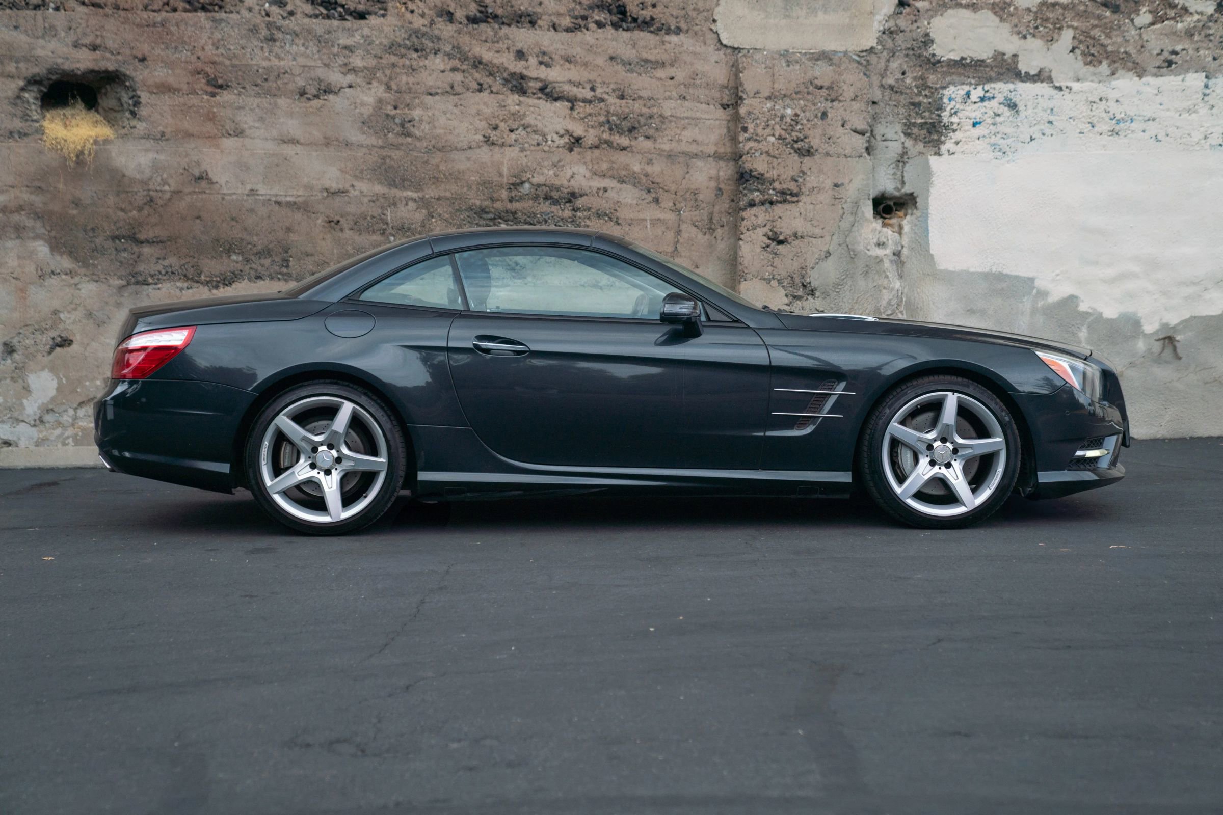 Used 2013 Mercedes-Benz SL 550 image 3