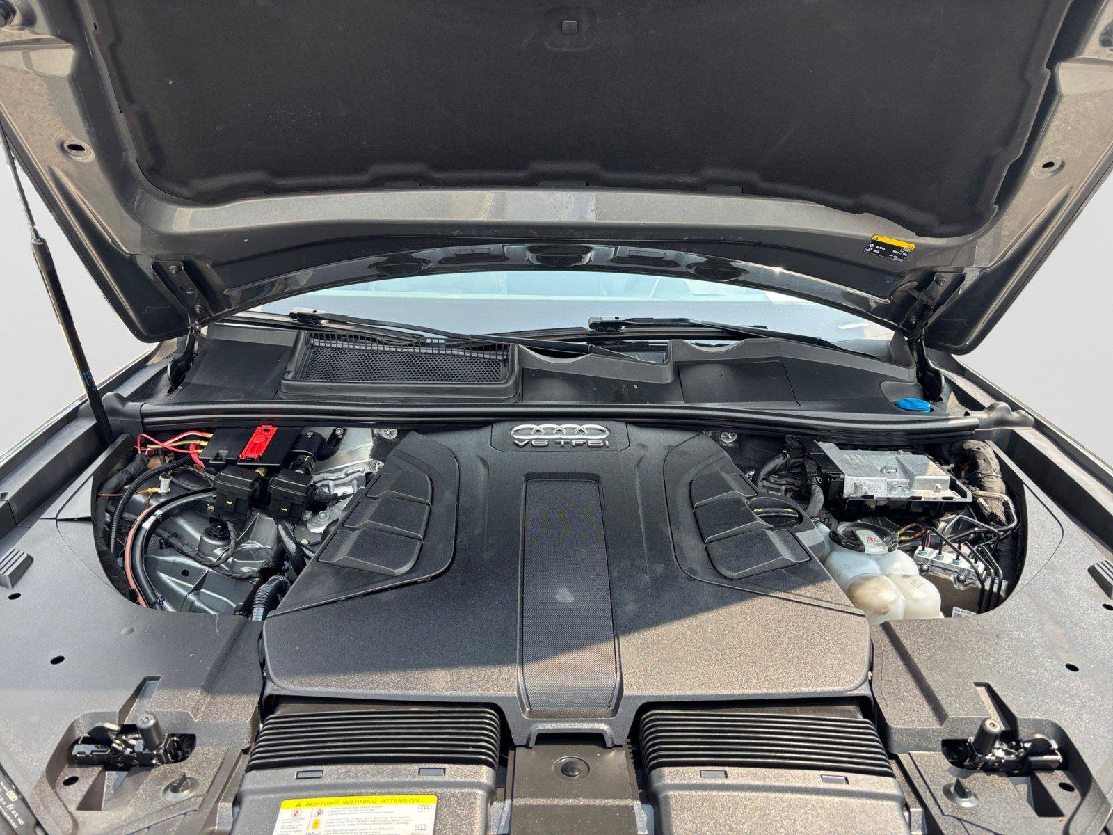 Used 2018 Audi Q7 3.0T Prestige AWD/4WD image 20