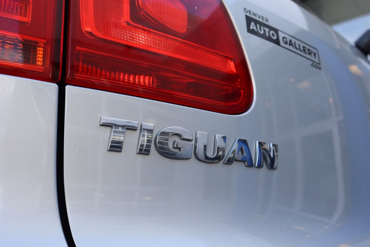 Used 2012 Volkswagen Tiguan S image 20