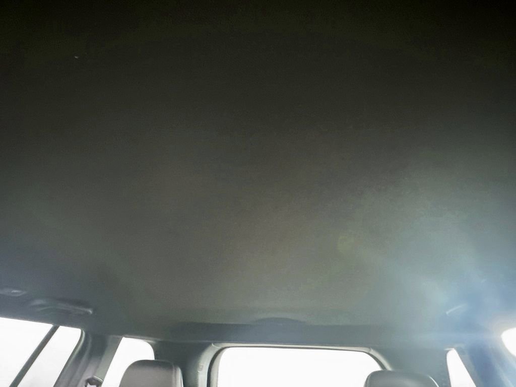 New 2025 Jeep Grand Cherokee Altitude image 14