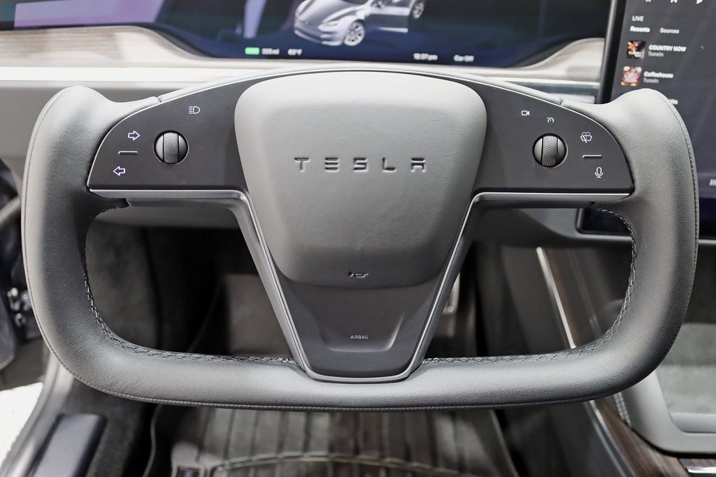 Used 2023 Tesla Model S Standard Range image 15