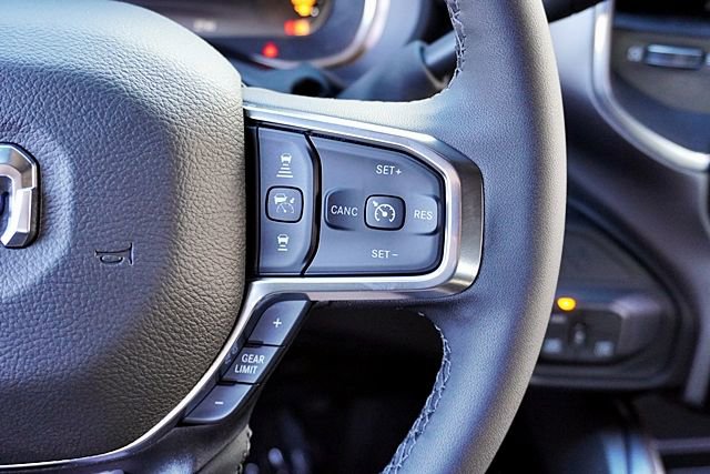 New 2026 RAM 2500 Laramie AWD/4WD image 46