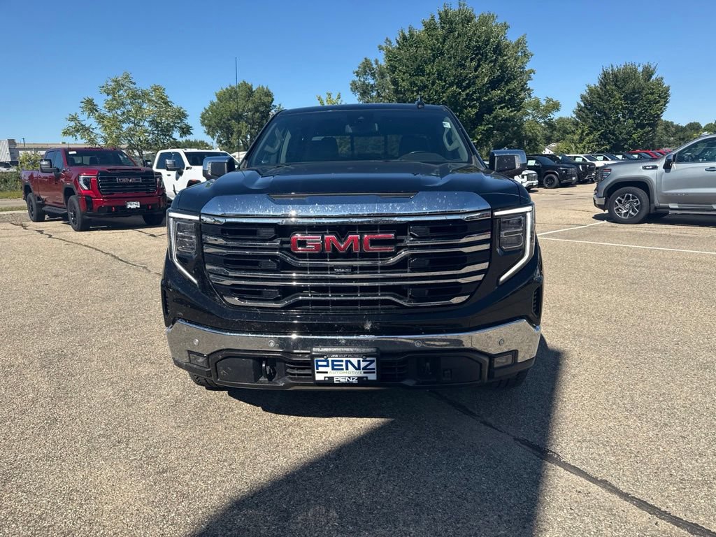 Used 2024 GMC Sierra 1500 SLT w/ SLT Premium Plus Package AWD/4WD image 2