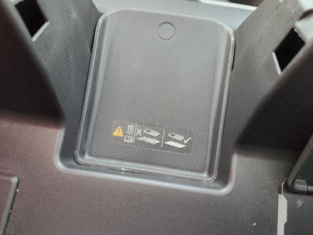 Used 2024 Chevrolet Silverado 2500 ZR2 w/ Technology Package image 57