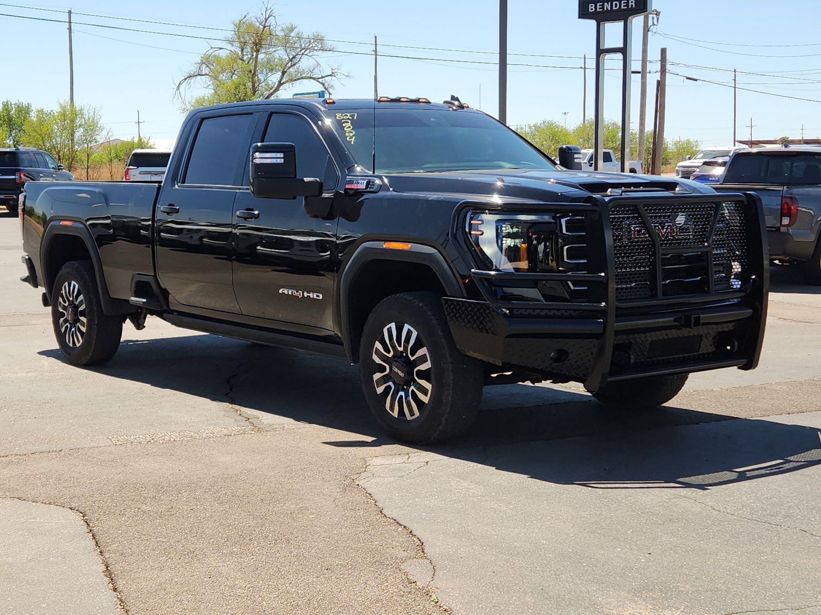 Used 2024 GMC Sierra 3500 AT4 w/ AT4 Premium Plus Package image 5