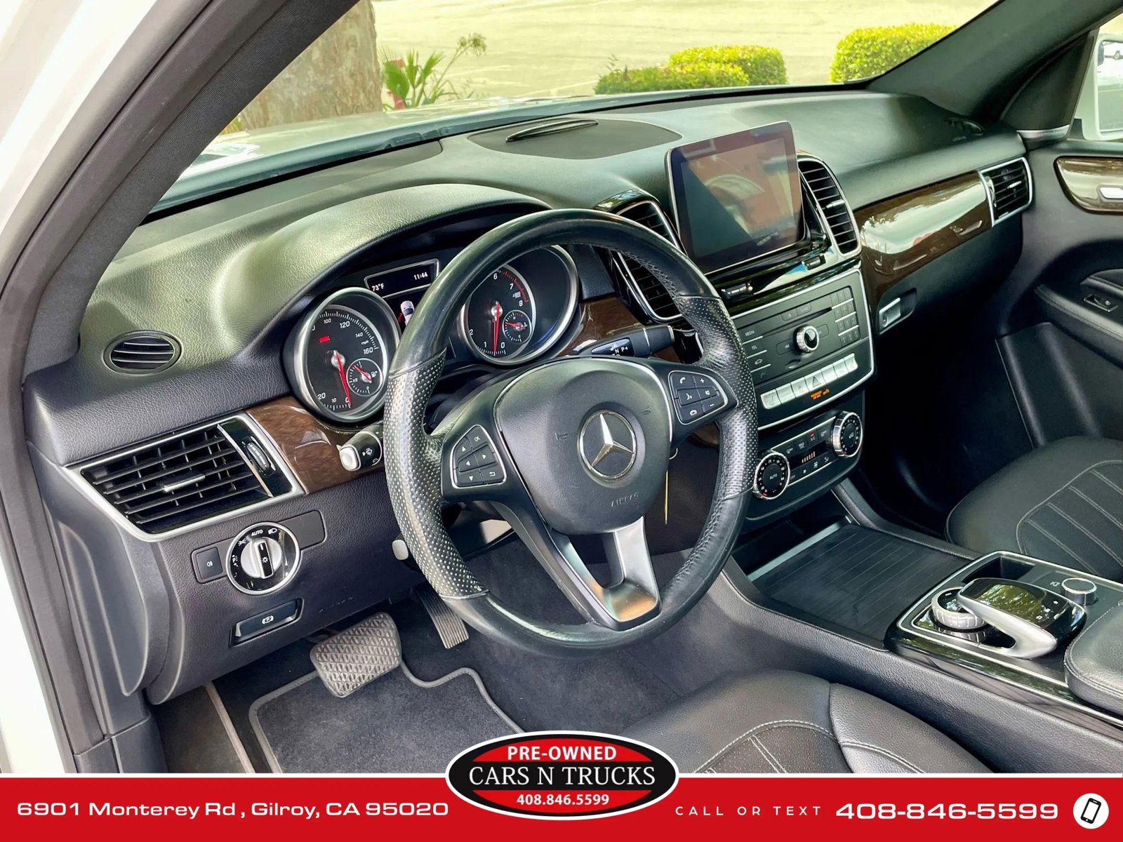 Used 2017 Mercedes-Benz GLE 350 w/ Premium 1 Package image 9