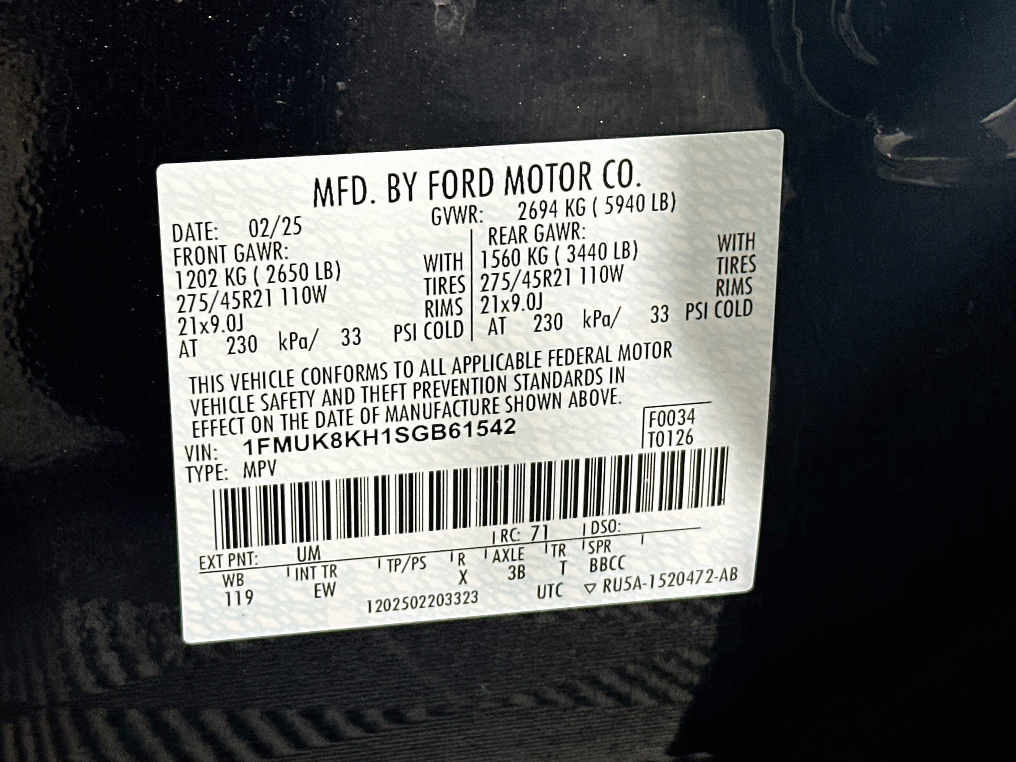 Used 2025 Ford Explorer ST-Line w/ ST-Line Street Pack AWD/4WD image 12