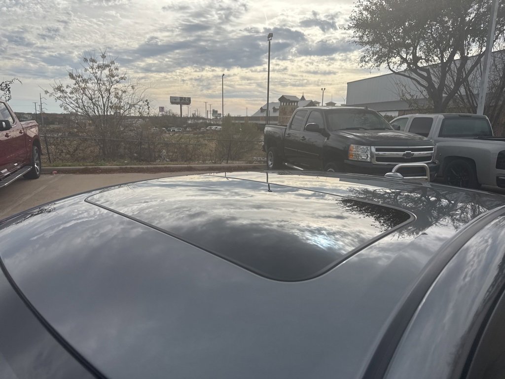 Certified 2024 Nissan Sentra SR w/ SR Premium Package image 11