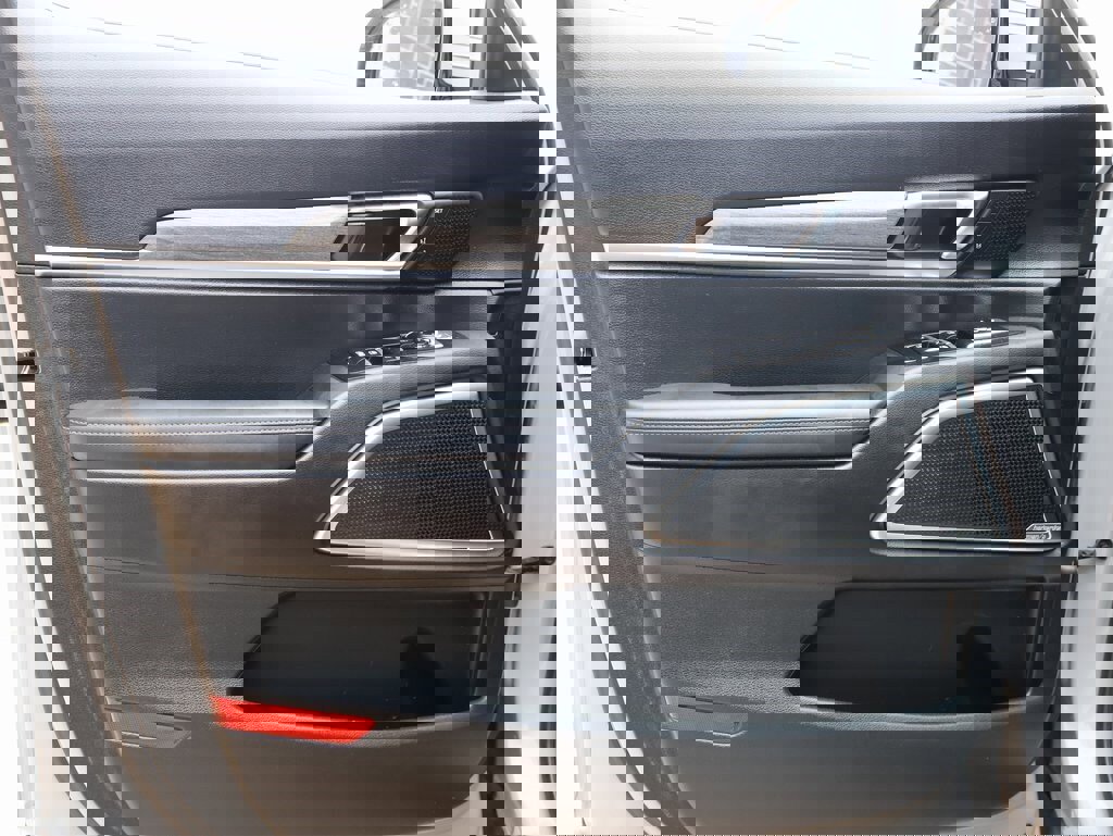 Used 2022 Kia Telluride SX w/ SX Prestige Package image 23