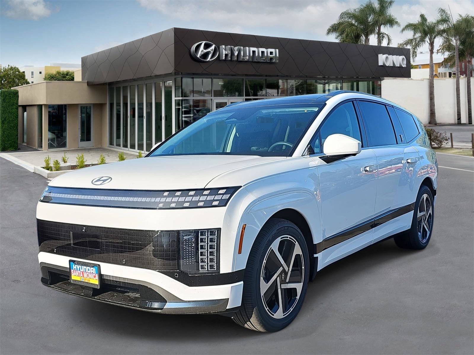 New 2026 Hyundai Ioniq 9 Calligraphy image 7