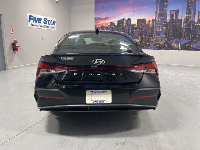 New 2026 Hyundai Elantra Sport image 24