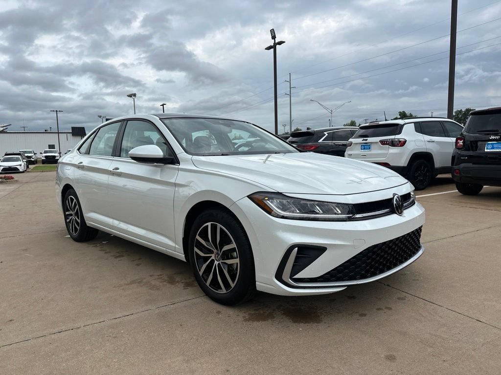 New 2026 Volkswagen Jetta SE FWD image 3