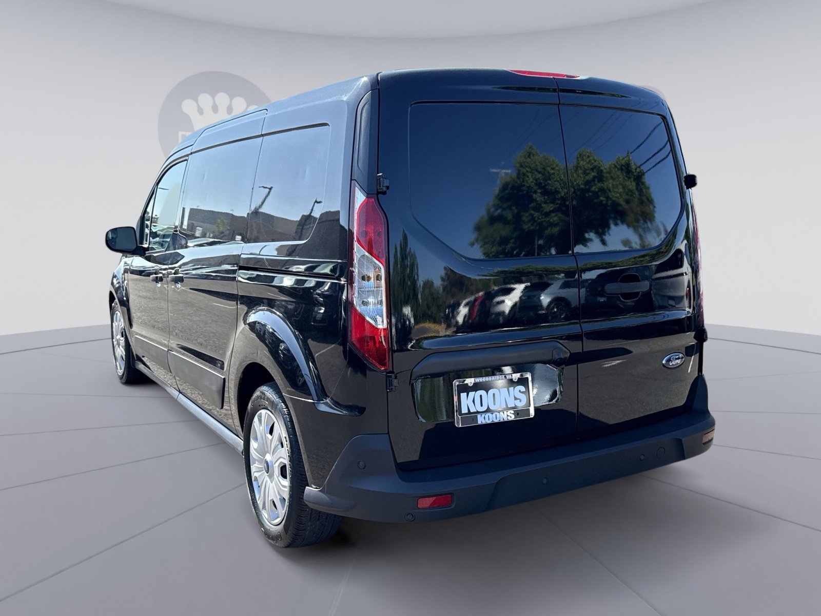 Used 2022 Ford Transit Connect XLT FWD image 4