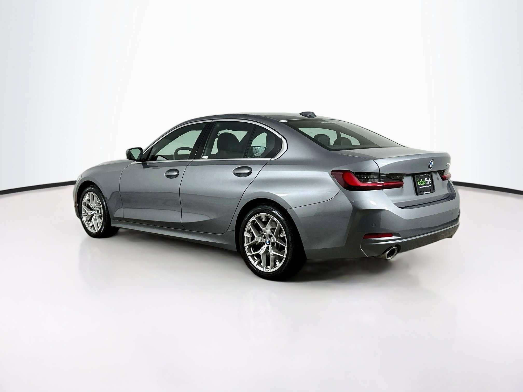 Used 2026 BMW 330i Sedan RWD image 5