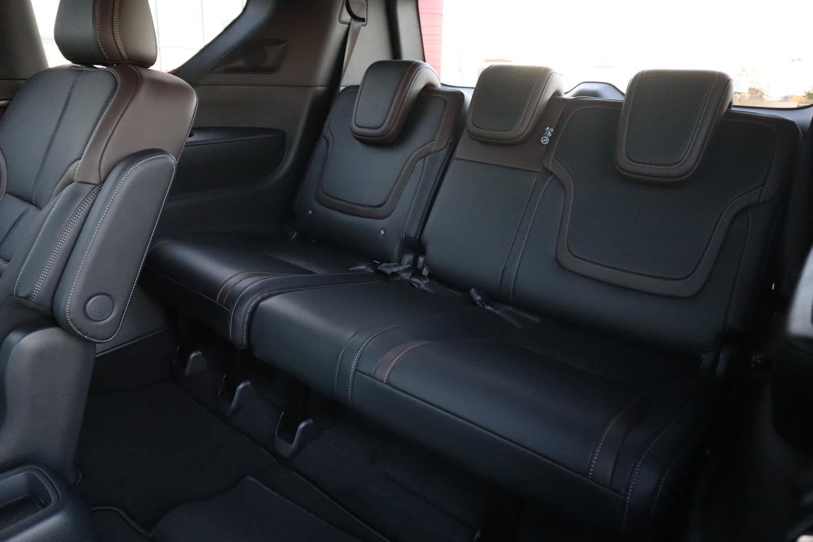 New 2026 Nissan Armada SL w/ Captain's Chari Seat Package image 42