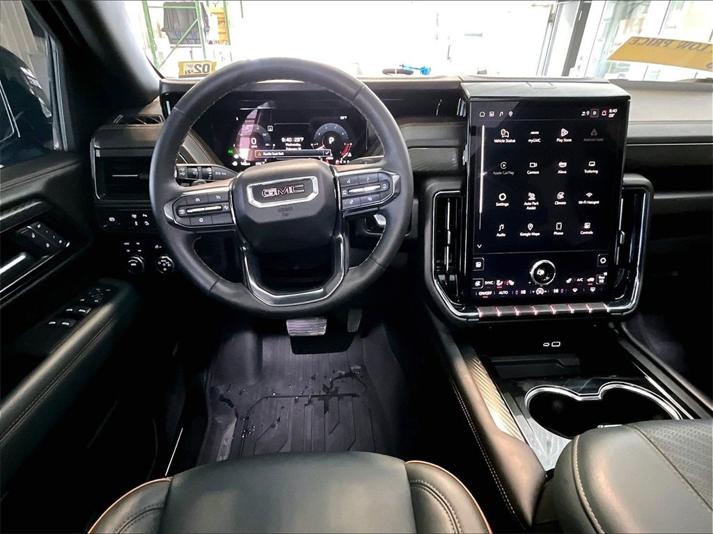 Used 2025 GMC Yukon AT4 w/ LPO, Floor Liner Package image 18