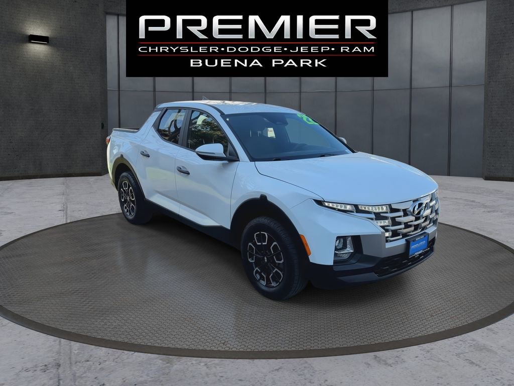Used 2022 Hyundai Santa Cruz SEL image 2