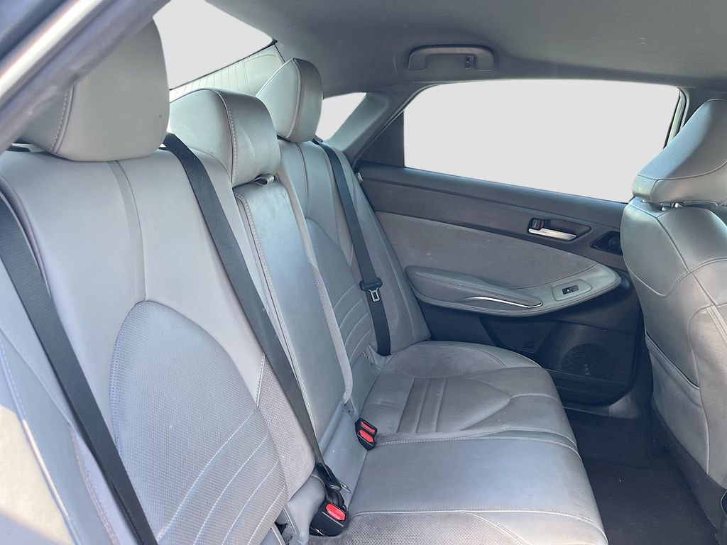 Used 2019 Toyota Avalon Touring w/ Advanced Safety Package FWD image 28