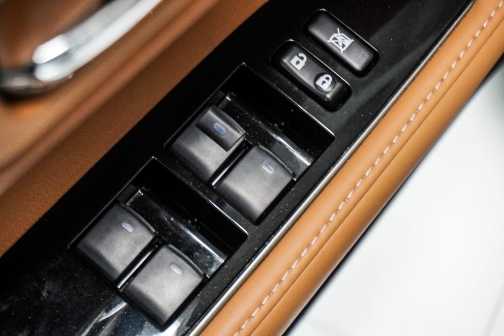 Used 2018 Lexus ES 350 w/ Luxury Package w/Wood Trim FWD image 32
