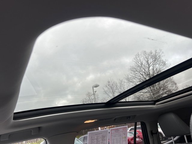 Used 2023 Toyota Highlander Platinum image 36