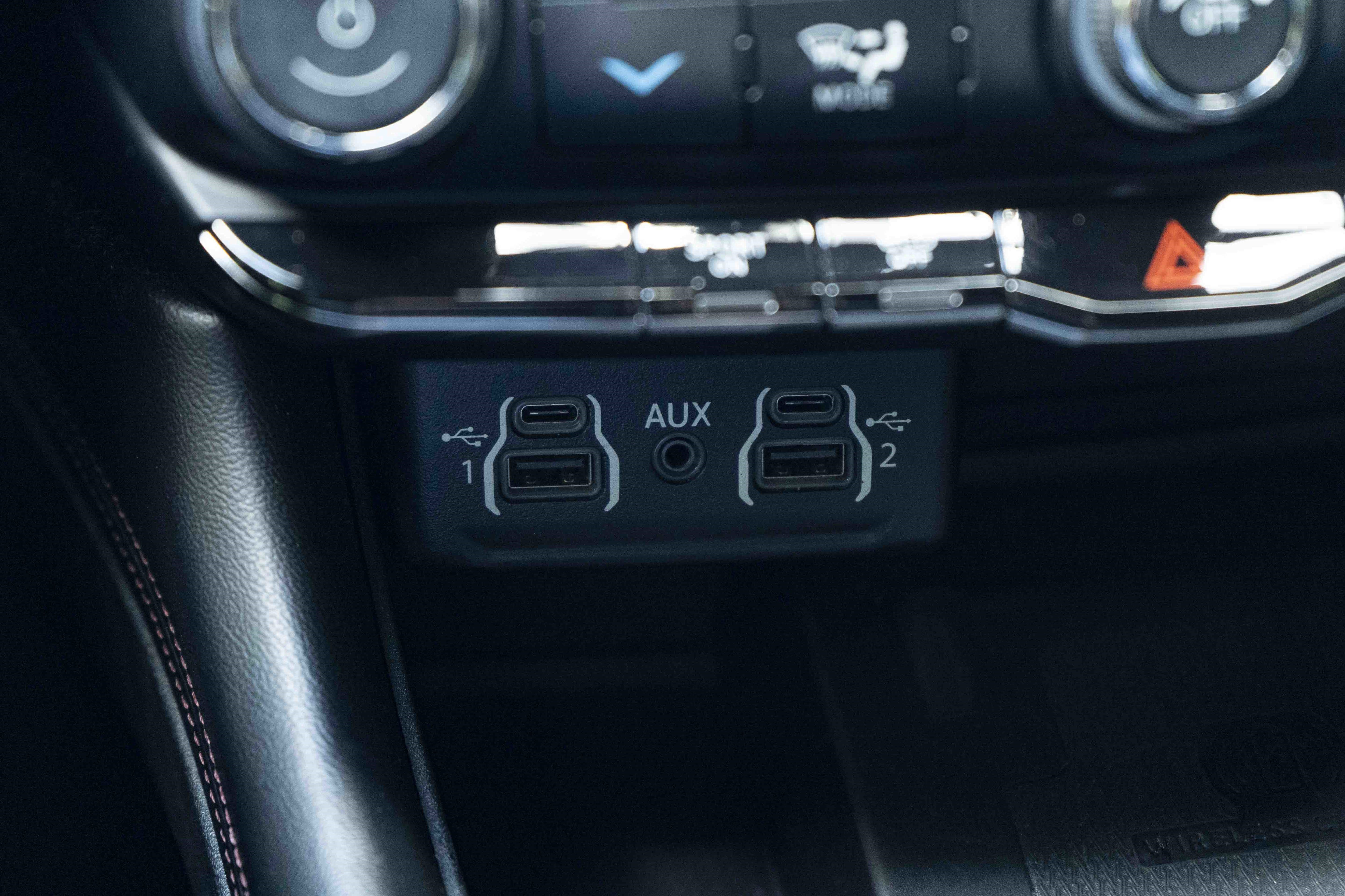 Used 2022 Dodge Durango R/T AWD/4WD image 31