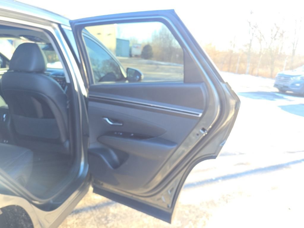 Used 2022 Hyundai Tucson Limited image 40