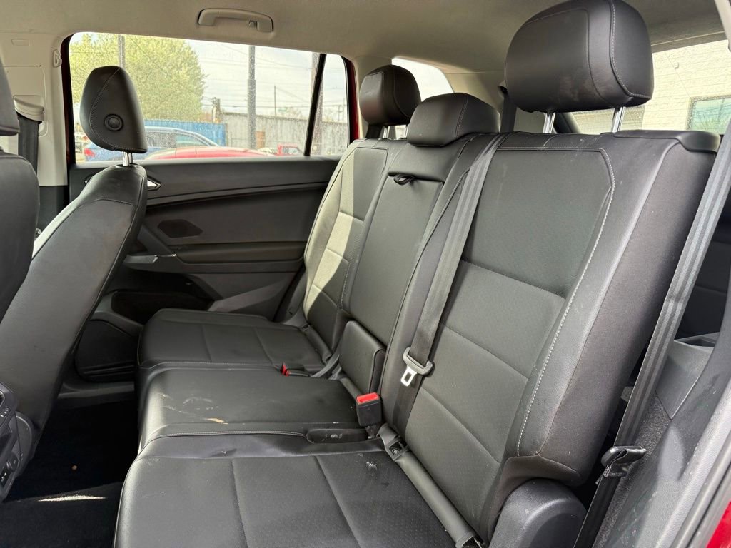 Used 2018 Volkswagen Tiguan SE image 11