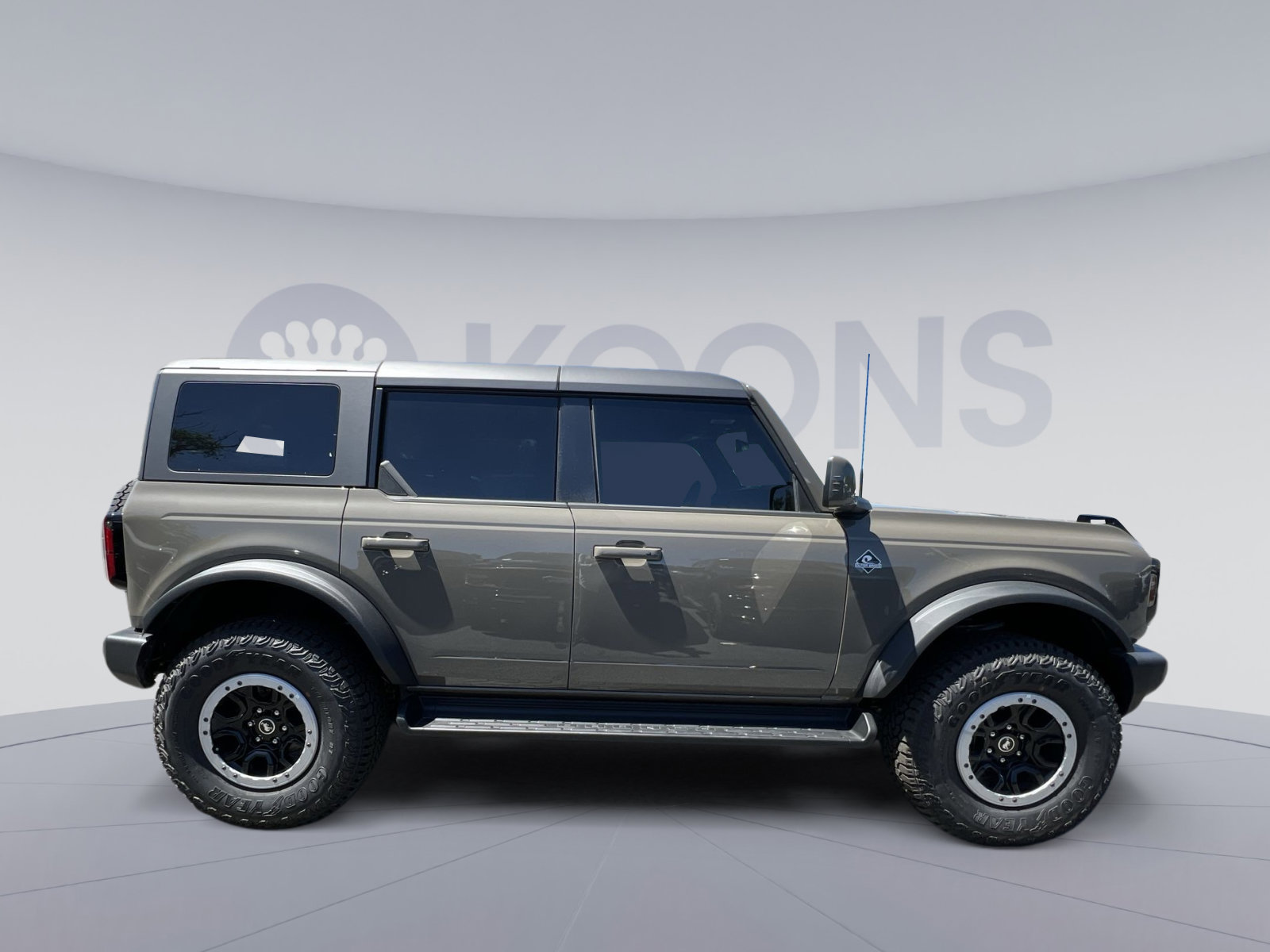 New 2025 Ford Bronco Outer Banks w/ Sasquatch Package AWD/4WD image 12