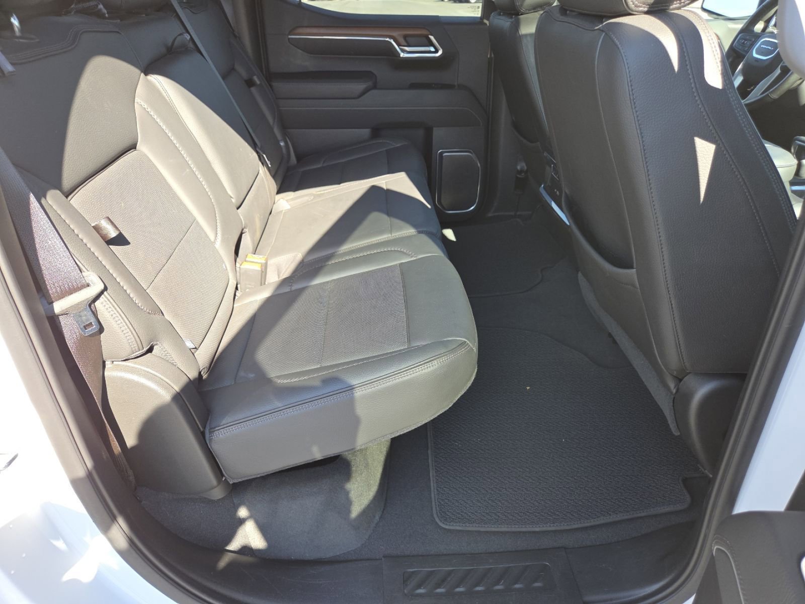 Used 2023 GMC Sierra 1500 Denali w/ Denali Reserve Package image 30