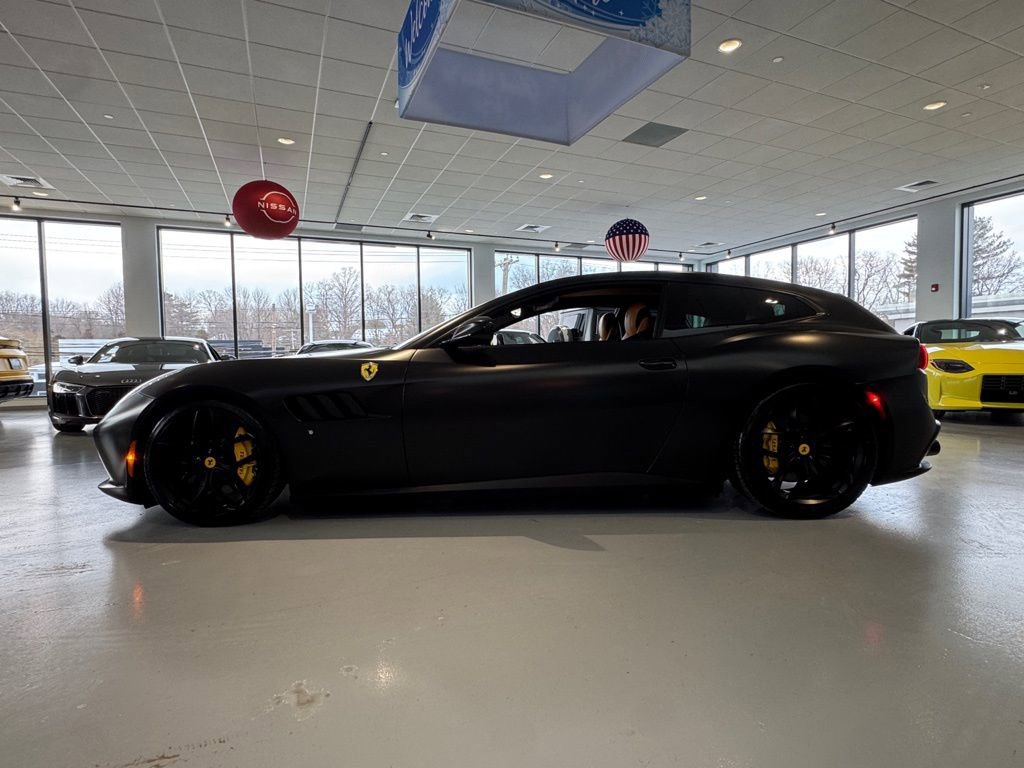 Used 2018 Ferrari GTC4Lusso T image 2