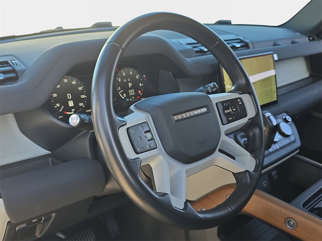 Certified 2023 Land Rover Defender 130 X-Dynamic SE image 17