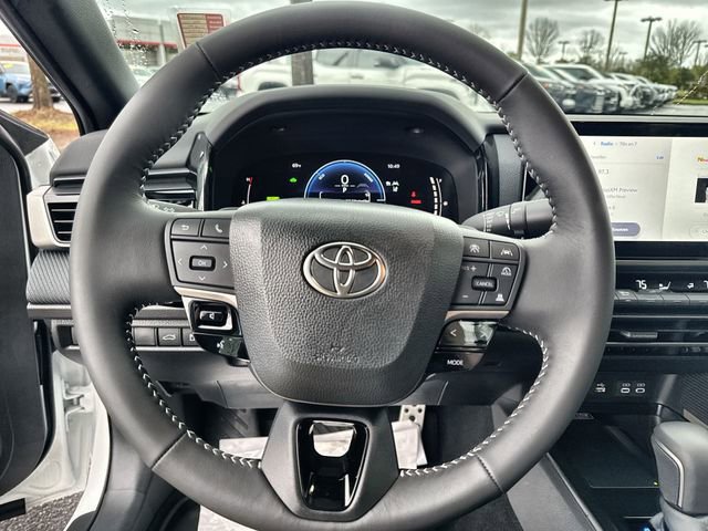 Used 2026 Toyota Camry SE Nightshade w/ Multimedia Upgrade Package image 22