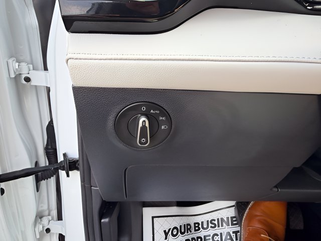 Certified 2025 Volkswagen Taos S AWD/4WD image 16