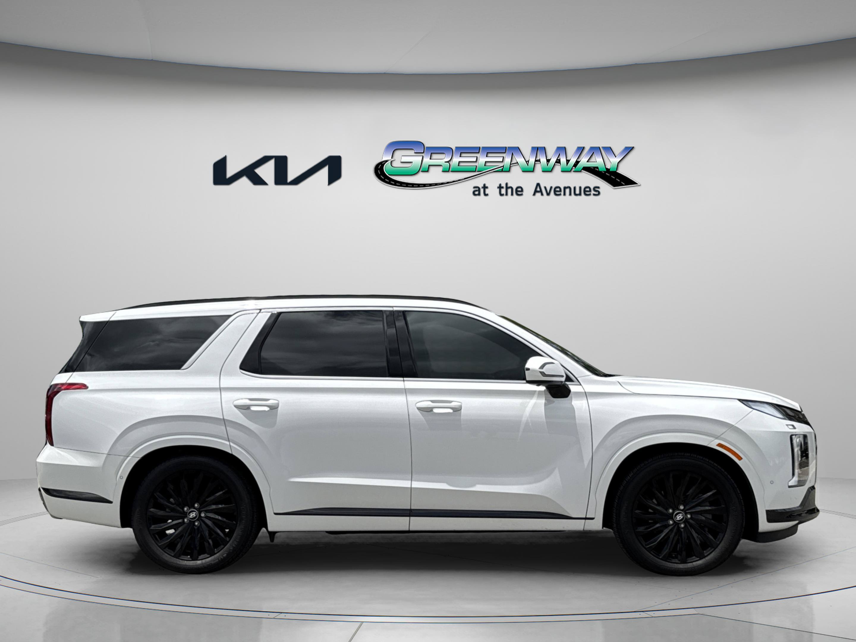 Used 2024 Hyundai Palisade Calligraphy AWD/4WD image 7