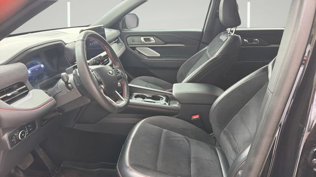 Used 2025 Ford Explorer ST AWD/4WD image 8