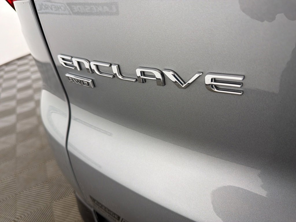 Used 2025 Buick Enclave Sport Touring image 11