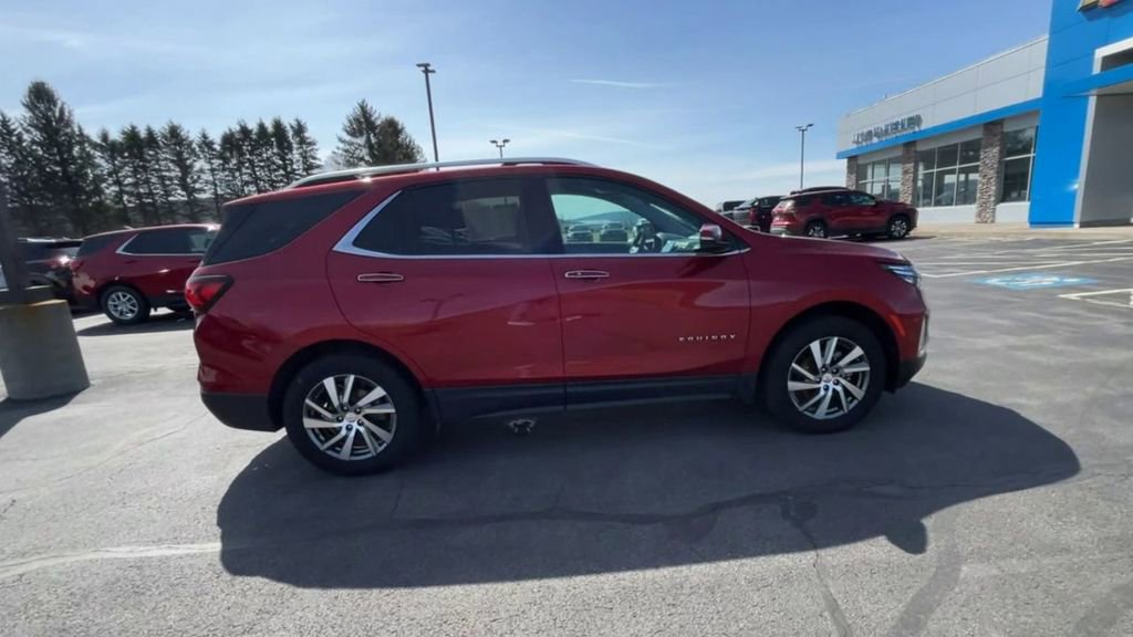 Used 2023 Chevrolet Equinox Premier image 9