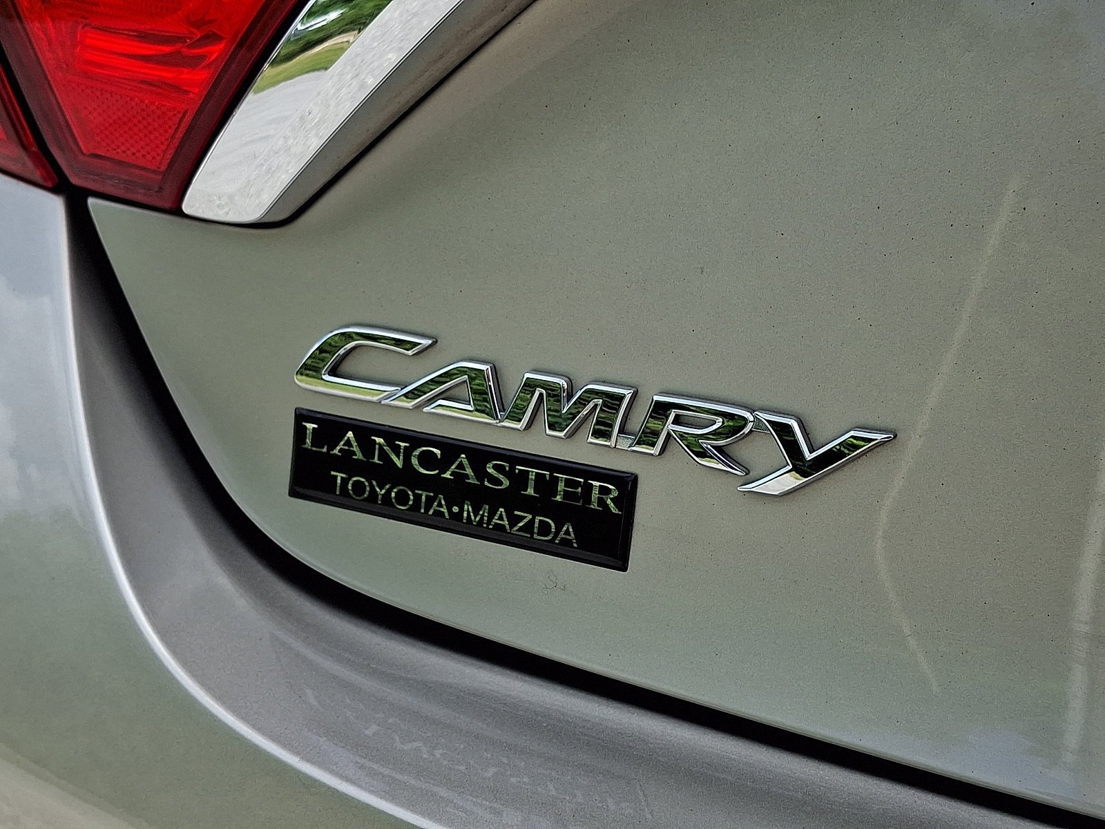 Used 2015 Toyota Camry LE FWD image 29